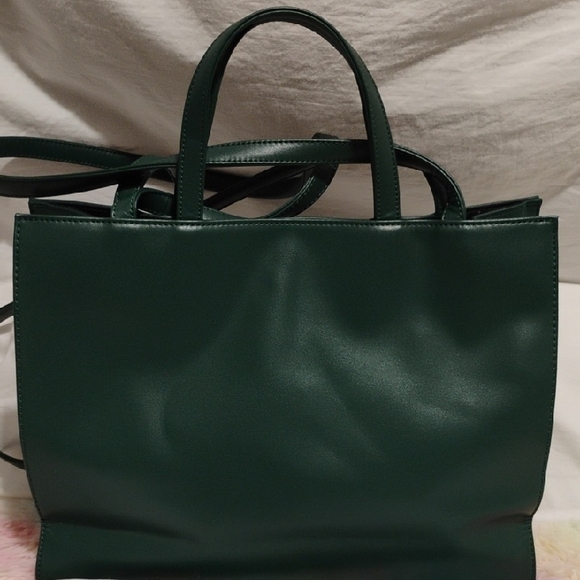 SALE! NWOT Telfar Green Tote Bag W Embossed Logo & Dust Bag Never Used No Tags - Picture 3 of 12